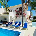 Rafael - Private Pool - 10 Guests - * אלבופיירה