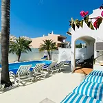 Rafael - Private Pool - 10 Guests - אלבופיירה